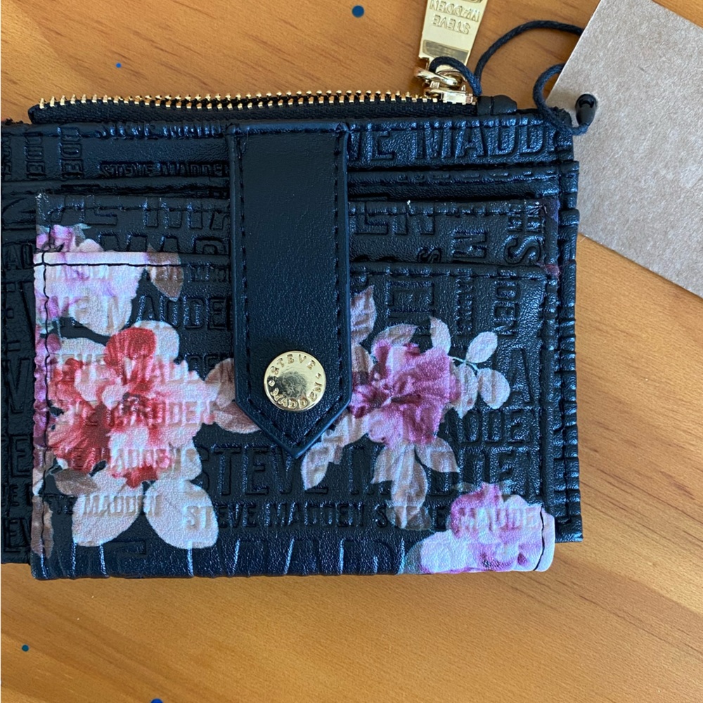 Steve Madden wallet